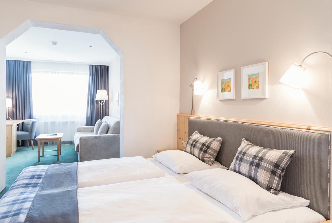 Hotel Gasthof Zum Kirchenwirt Puch bei Hallein Esterno foto